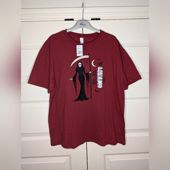 NWT Large Red T-Shirt Short Sleeves 'The Glam Reaper - Picture 1 of 6